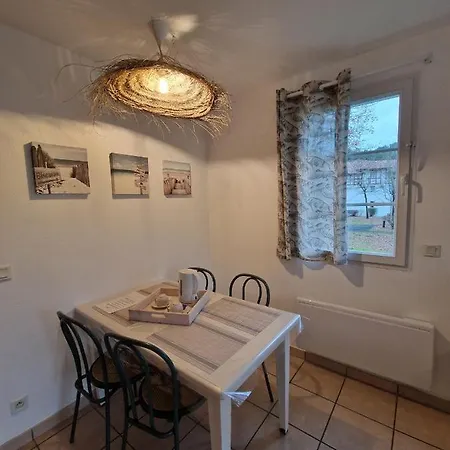 Au Coeur Du Golf, Proche Du Et Velodyssee Apartamento *