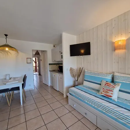 Apartmán Au Coeur Du Golf, Proche Du Et Velodyssee