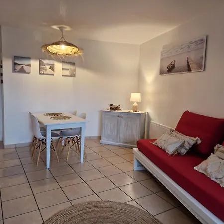 Apartmán Au Coeur Du Golf, Proche Du Et Velodyssee *