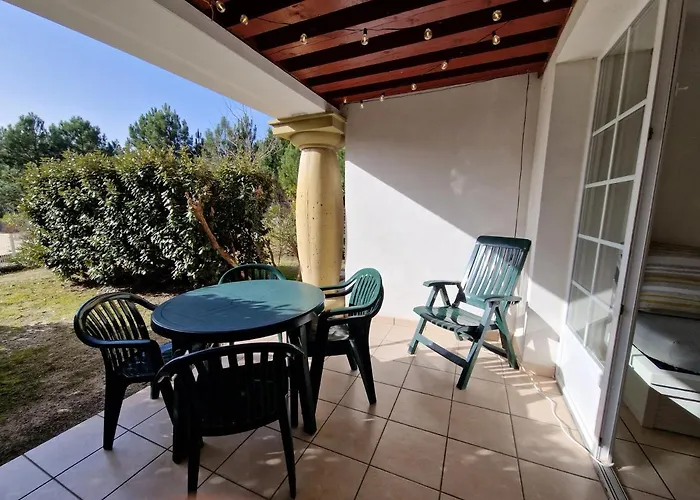 Au Coeur Du Golf, Proche Du Et Vélodyssée Appartement